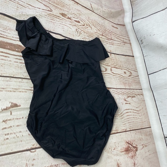 Hilor one shoulder swimsuit - Picture 3 of 5